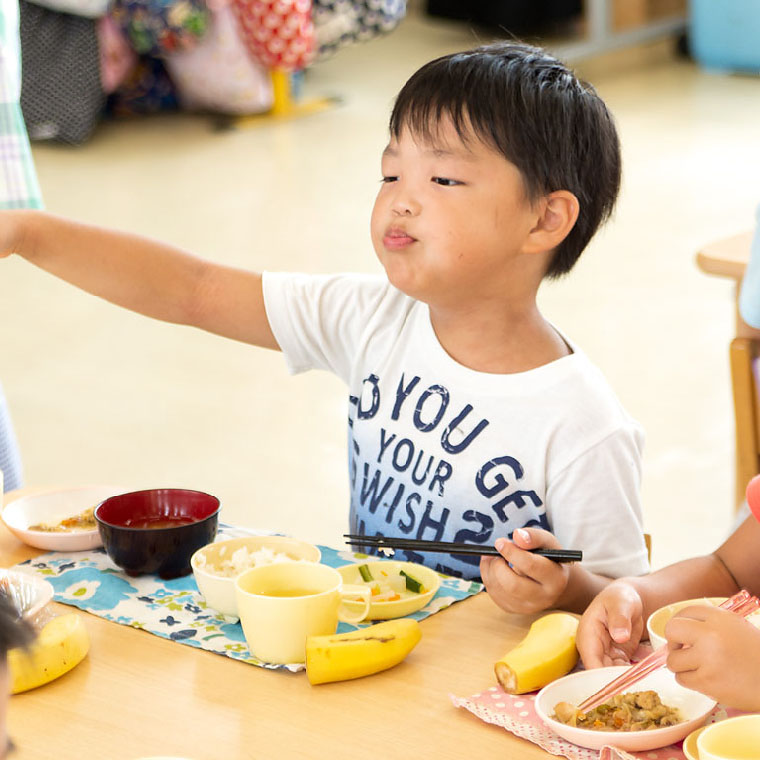 給食の様子(写真)
