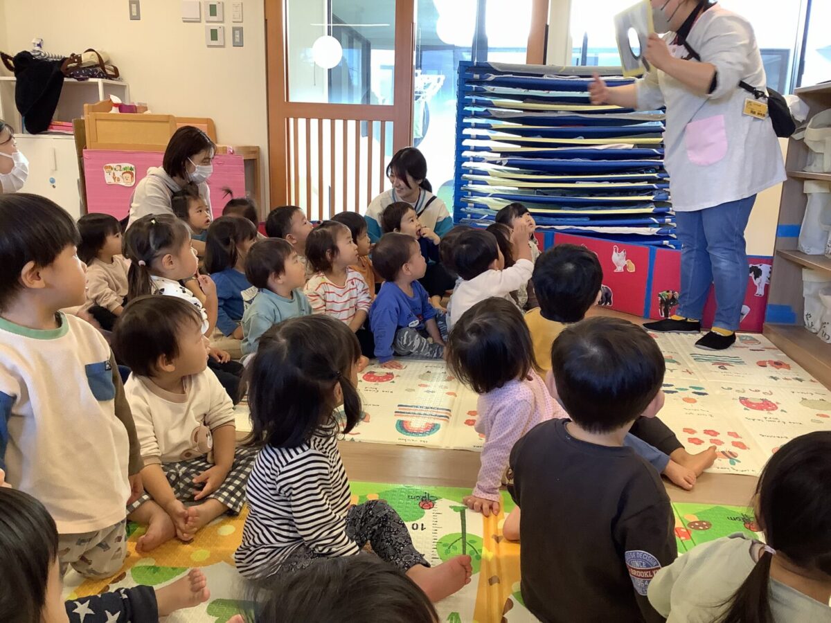 活動の様子〜1歳児〜